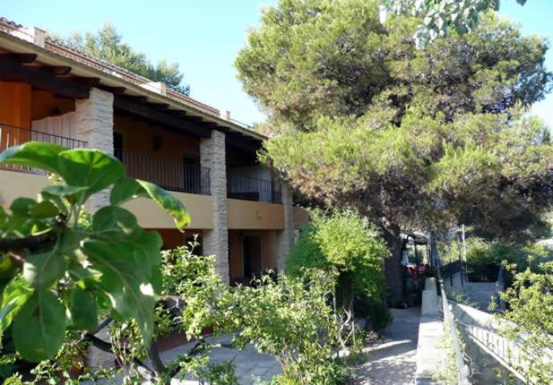 El Sester Bed & Breakfast Torremanzanas Exterior photo