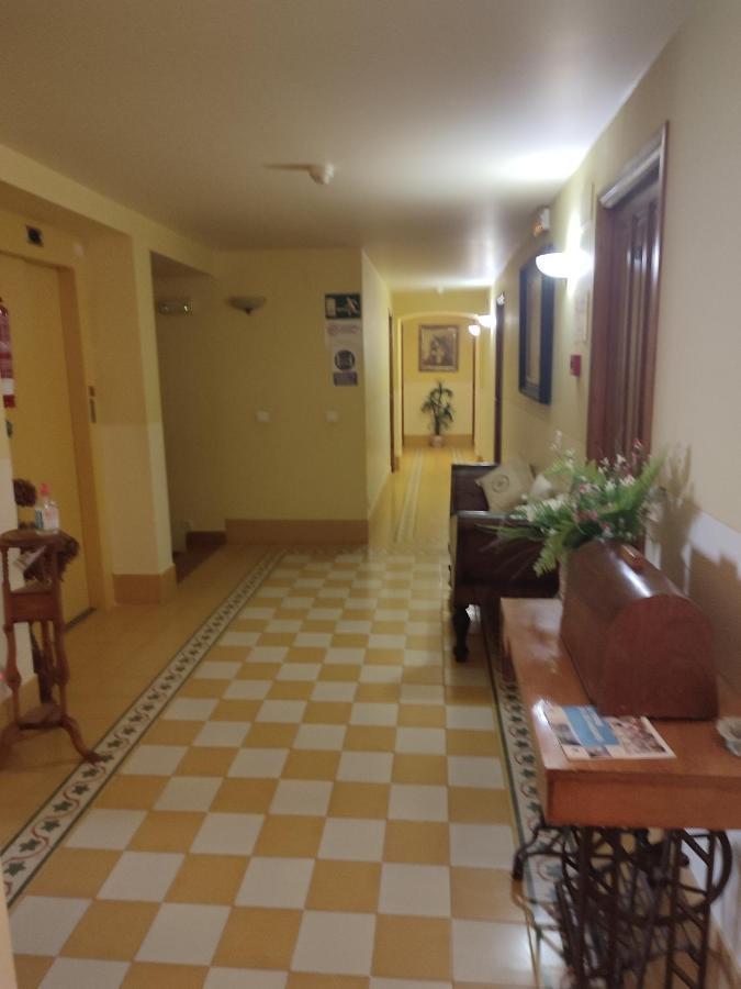 El Sester Bed & Breakfast Torremanzanas Exterior photo