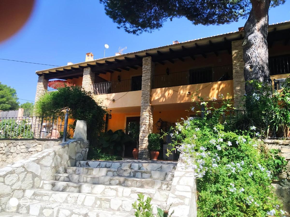 El Sester Bed & Breakfast Torremanzanas Exterior photo