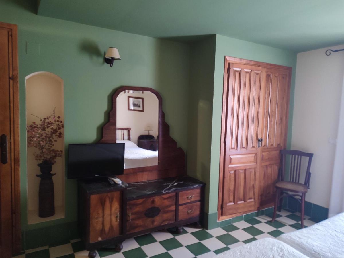 El Sester Bed & Breakfast Torremanzanas Room photo