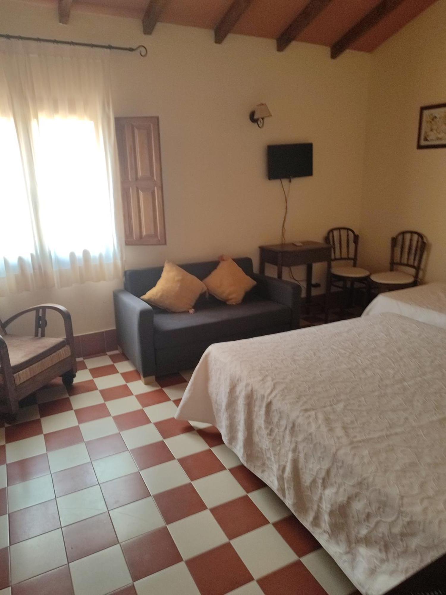 El Sester Bed & Breakfast Torremanzanas Room photo