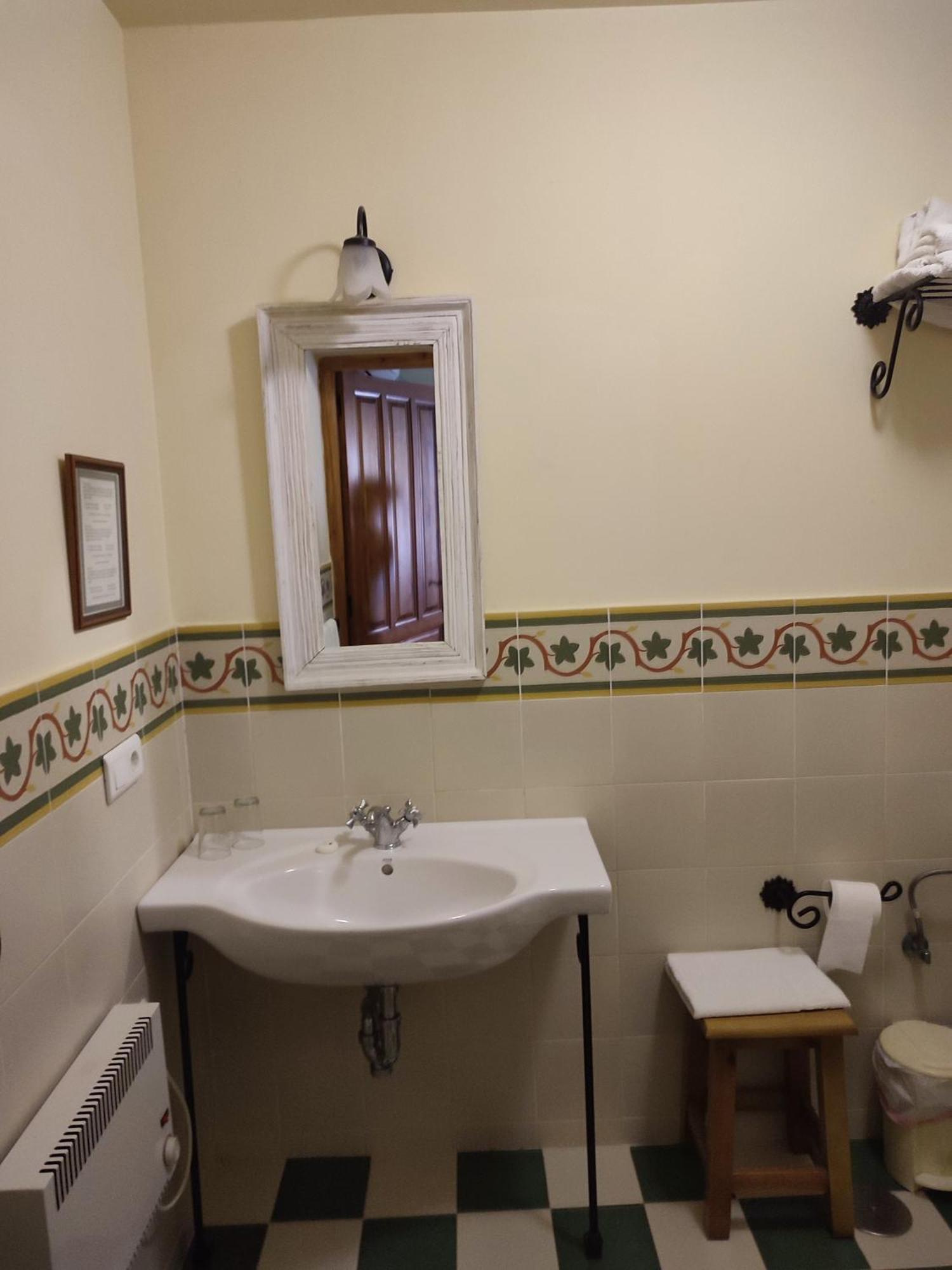 El Sester Bed & Breakfast Torremanzanas Room photo