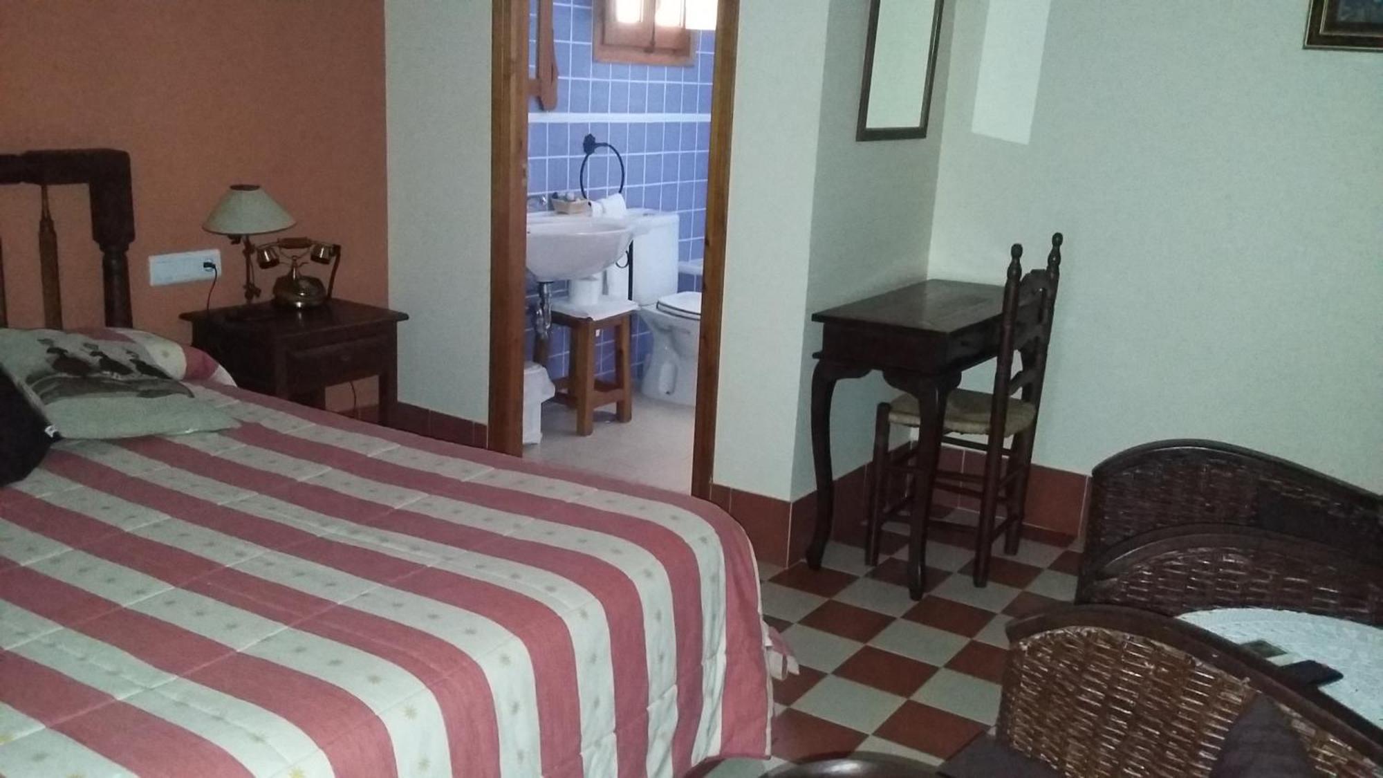 El Sester Bed & Breakfast Torremanzanas Room photo